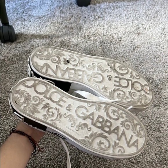Pristine Condition Dolce & Gabbana “Le eleganza” Size 5 Sneakers. - Picture 5 of 6